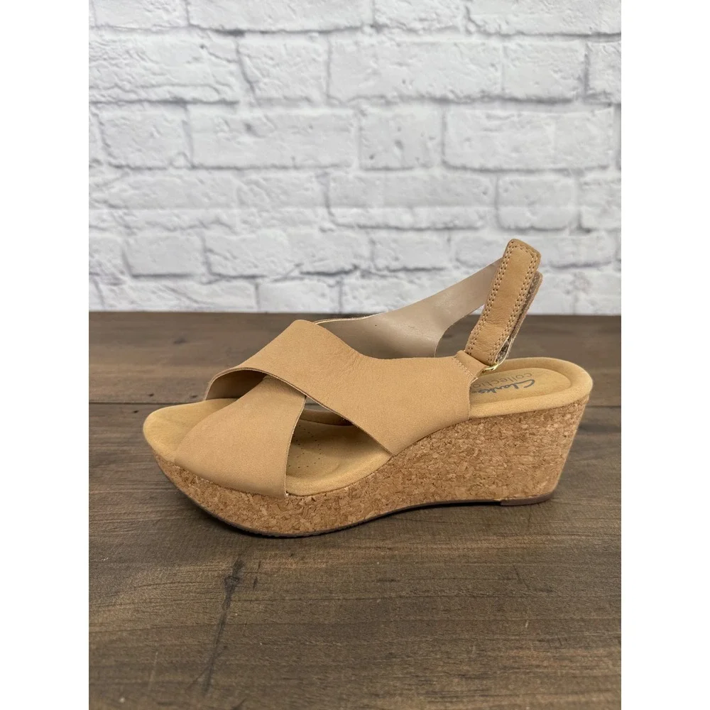 Clarks Collection Annadell Eirwyn Wedge Sandals Women's 8W Tan Cork Slingback